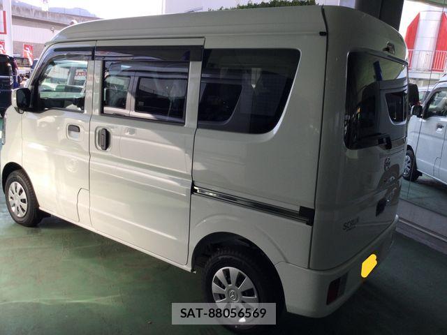 Mazda SCRUM VAN 2025-02 6791465-3