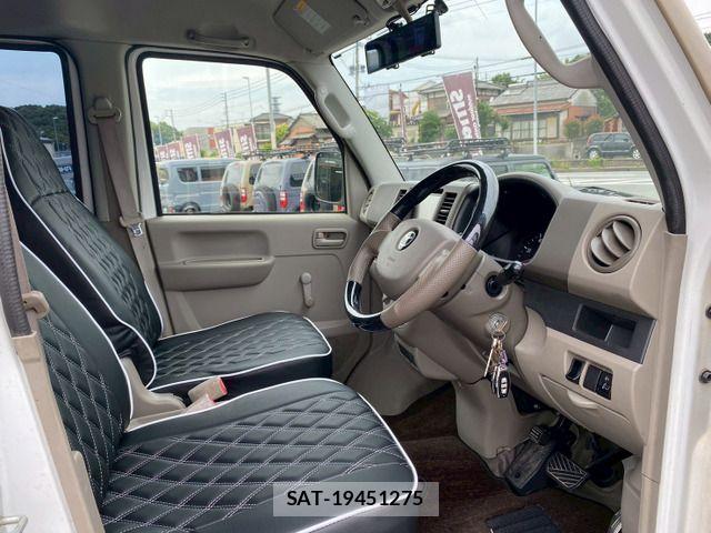 Mazda SCRUM VAN 2010-04 7502704-11
