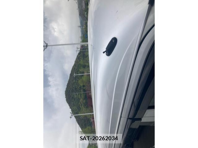 Mazda SCRUM VAN 2020-01 7502705-3