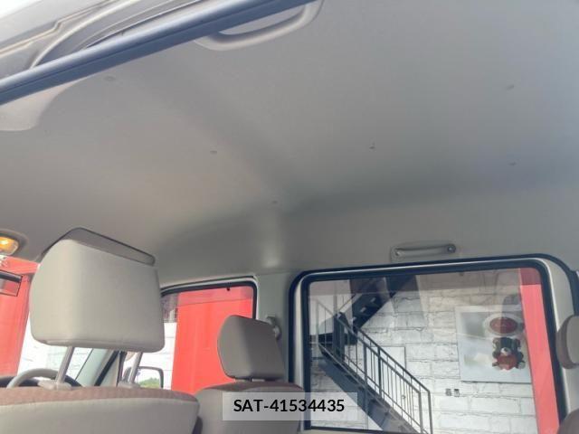 Mazda SCRUM VAN 2010-07 7502708-12