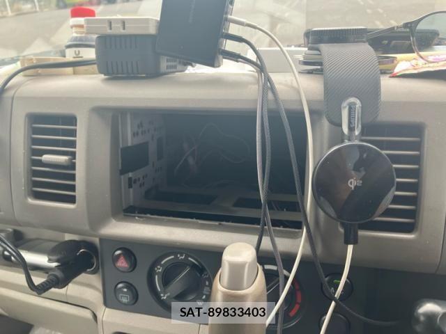 Mazda SCRUM VAN 2011-12 7502707-19