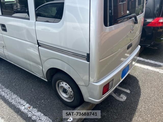 Mazda SCRUM VAN 2014-03 7903345-3