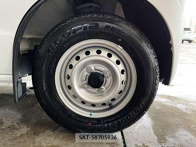Mazda SCRUM VAN 2021-11 7903342-3