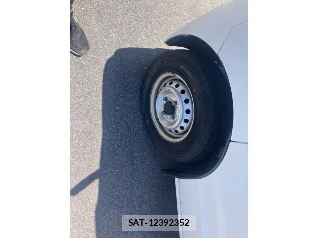 Mazda SCRUM VAN 2015-11 7980914-2