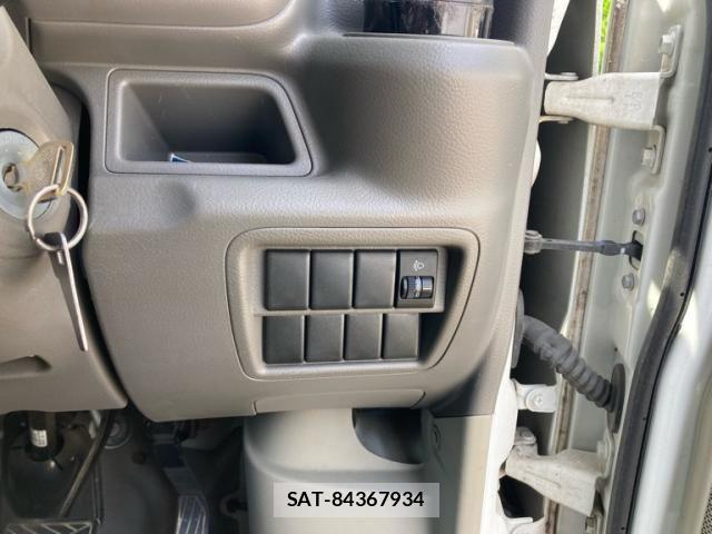 Mazda SCRUM VAN 2016-08 8075466-14
