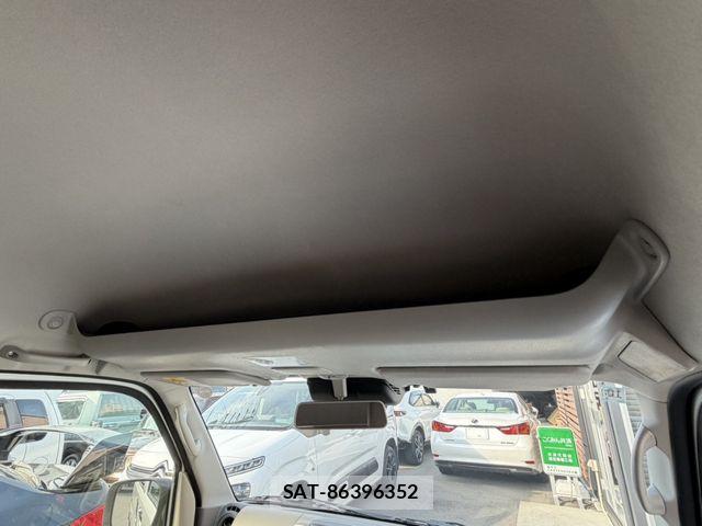 Mazda SCRUM VAN 2023-10 8101744-19