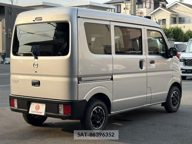 Mazda SCRUM VAN 2023-10 8101744-2