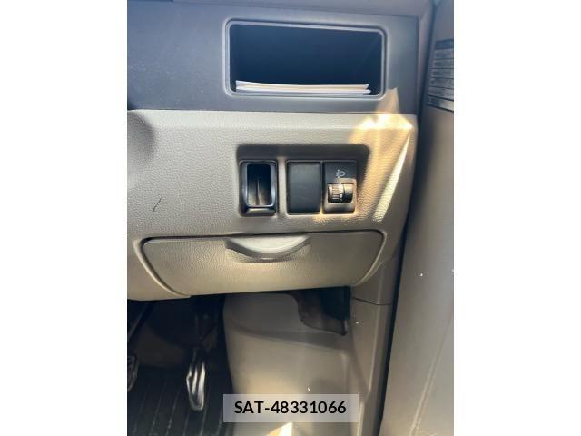 Mazda SCRUM VAN 2011-09 8101737-17