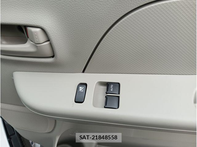 Mazda SCRUM VAN 2025-06 8231672-15