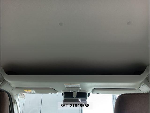 Mazda SCRUM VAN 2025-06 8231672-16