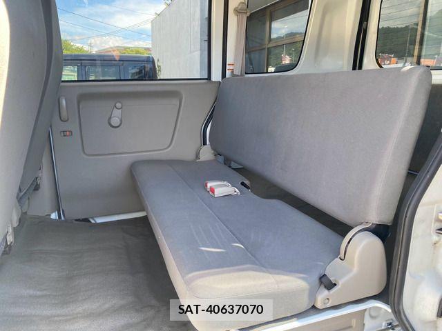 Mazda SCRUM VAN 2010-06 8355541-15