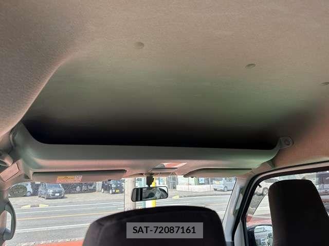 Mazda SCRUM VAN 2022-09 8486054-8