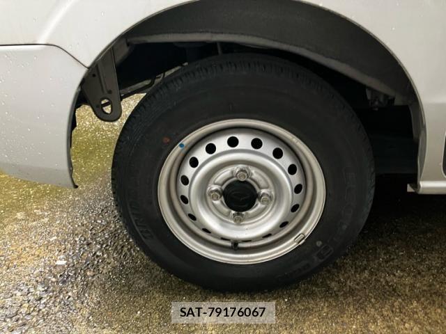 Mazda SCRUM VAN 2020-08 8527199-4