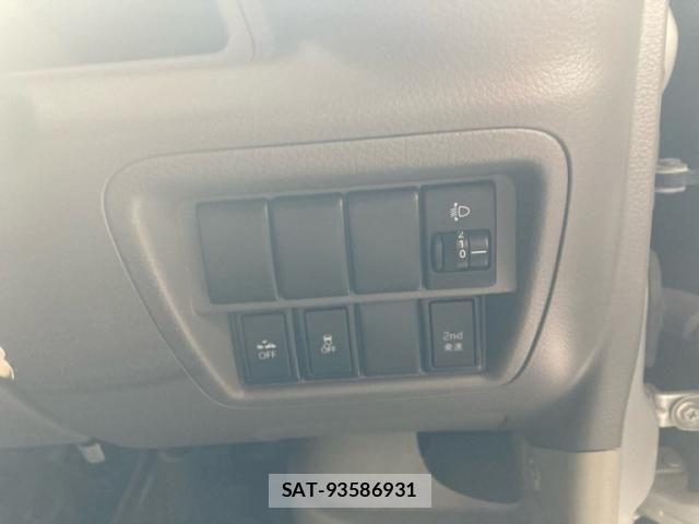 Mazda SCRUM VAN 2018-09 8563478-16
