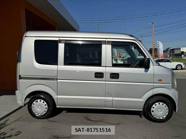 Mazda SCRUM VAN 2011-03 8628762-10