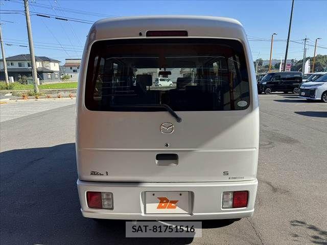 Mazda SCRUM VAN 2011-03 8628762-13