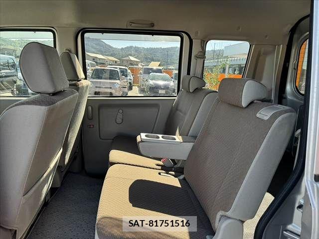 Mazda SCRUM VAN 2011-03 8628762-18