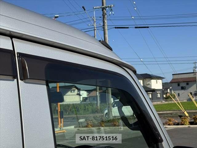 Mazda SCRUM VAN 2011-03 8628762-28