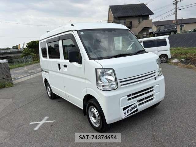 Mazda SCRUM VAN 2020-07 8628761-2