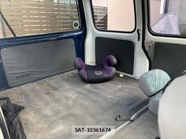 Mazda SCRUM VAN 1999-01 8661409-10