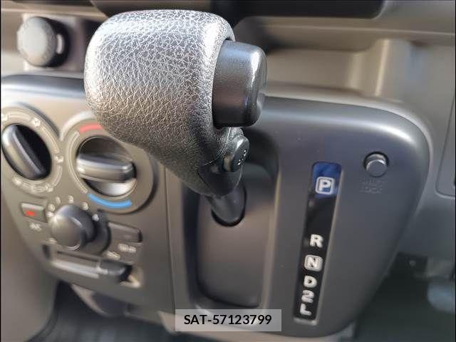 Mazda SCRUM VAN 2020-09 2004461-7