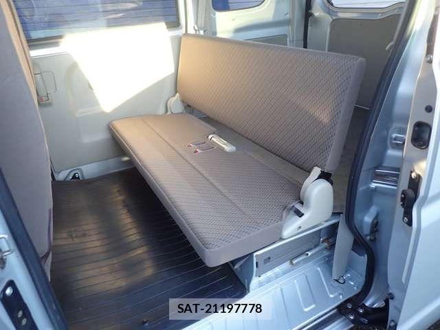 Mazda SCRUM VAN 2017-08 3775895-9