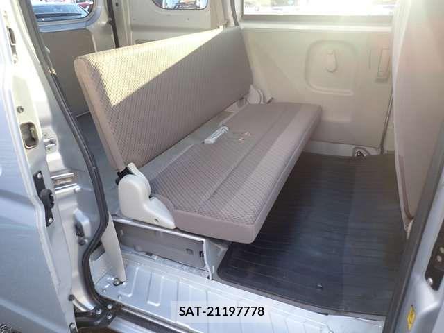 Mazda SCRUM VAN 2017-08 3775895-10