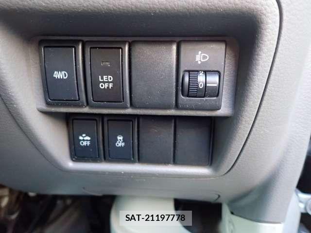 Mazda SCRUM VAN 2017-08 3775895-13