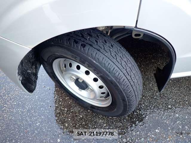Mazda SCRUM VAN 2017-08 3775895-19