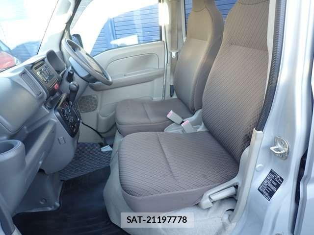 Mazda SCRUM VAN 2017-08 3775895-8