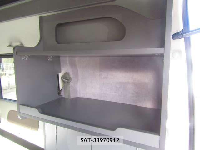 Mazda SCRUM VAN 2024-01 3775885-16