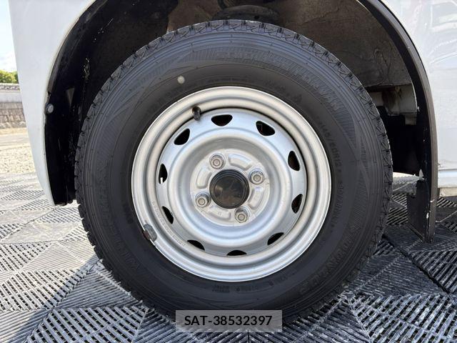 Mazda SCRUM VAN 2021-03 6691239-13