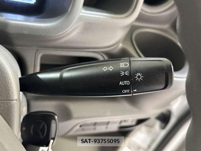 Mazda SCRUM VAN 2021-05 7619778-11
