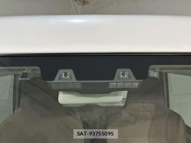 Mazda SCRUM VAN 2021-05 7619778-28