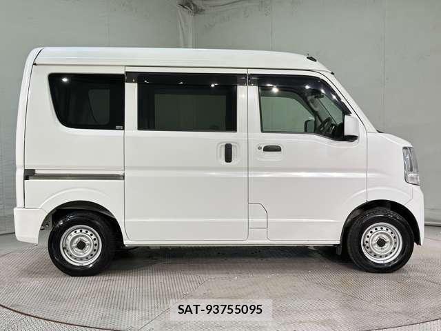 Mazda SCRUM VAN 2021-05 7619778-3