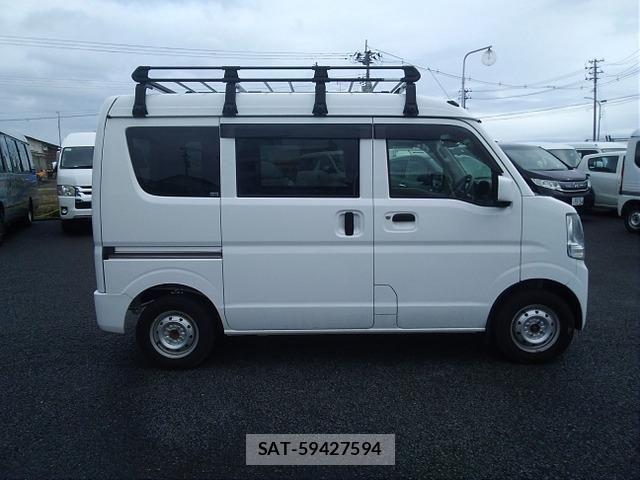 Mazda SCRUM VAN 2021-03 7980916-3