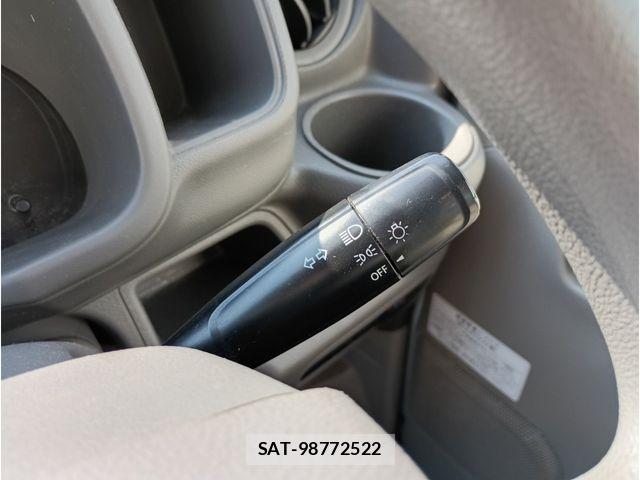 Mazda SCRUM VAN 2019-05 8210019-14