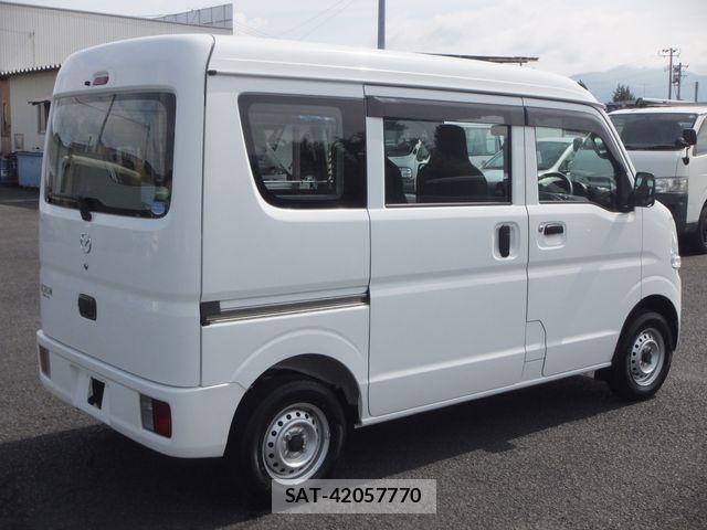 Mazda SCRUM VAN 2020-04 8246597-6
