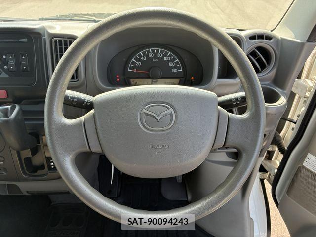 Mazda SCRUM VAN 2017-01 8368567-15