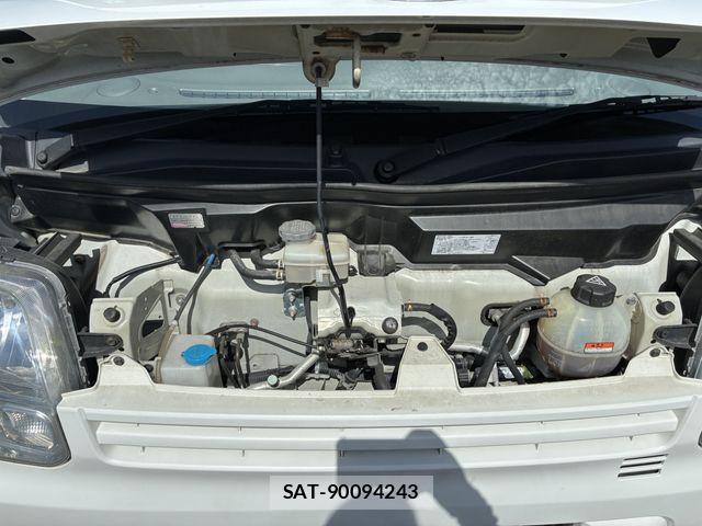 Mazda SCRUM VAN 2017-01 8368567-27