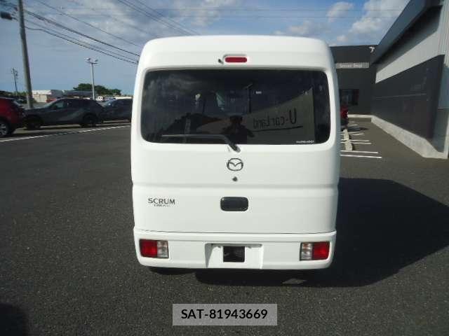 Mazda SCRUM VAN 2022-10 8368564-9