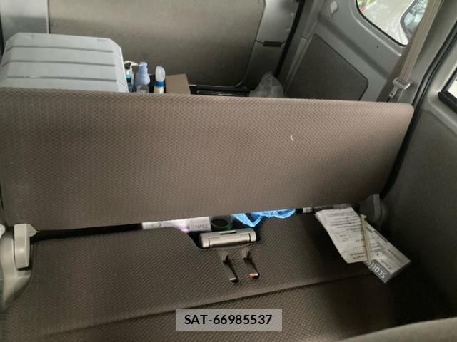 Mazda SCRUM VAN 2022-09 8686489-13
