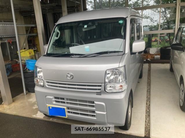 Mazda SCRUM VAN 2022-09 8686489-1