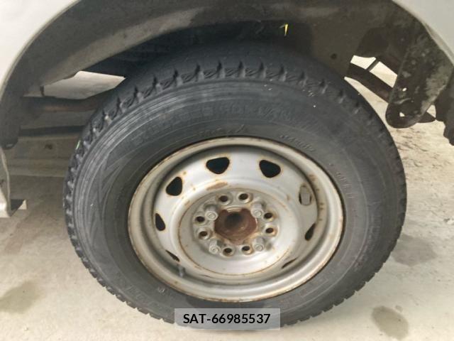 Mazda SCRUM VAN 2022-09 8686489-7