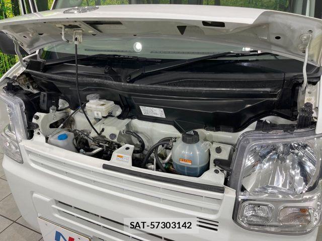 Mazda SCRUM VAN 2024-08 8850003-17