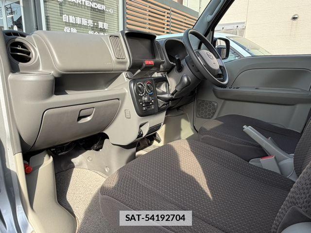 Mazda SCRUM 2023-10 7060589-18