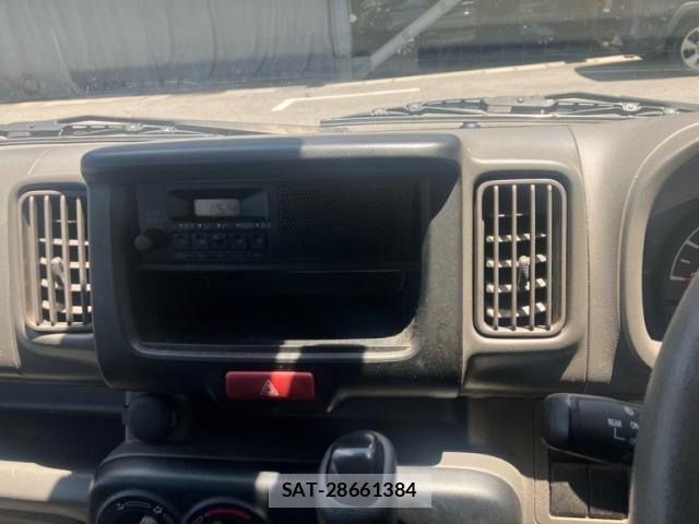 Mazda SCRUM 2015-11 8038088-18