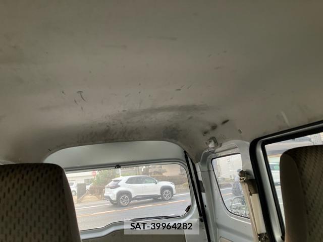 Mazda SCRUM 2018-10 8686493-12