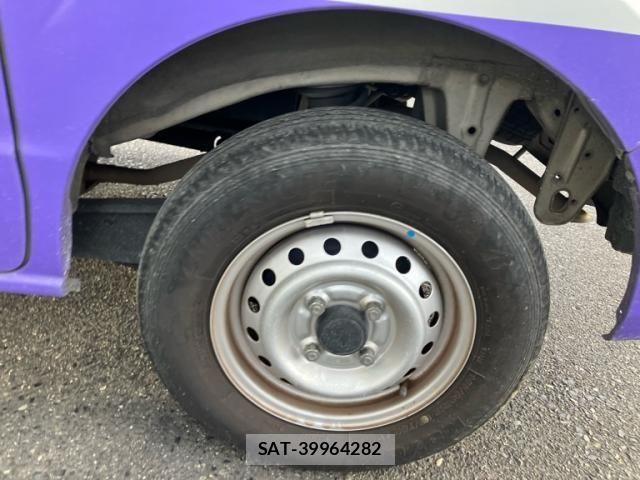 Mazda SCRUM 2018-10 8686493-6
