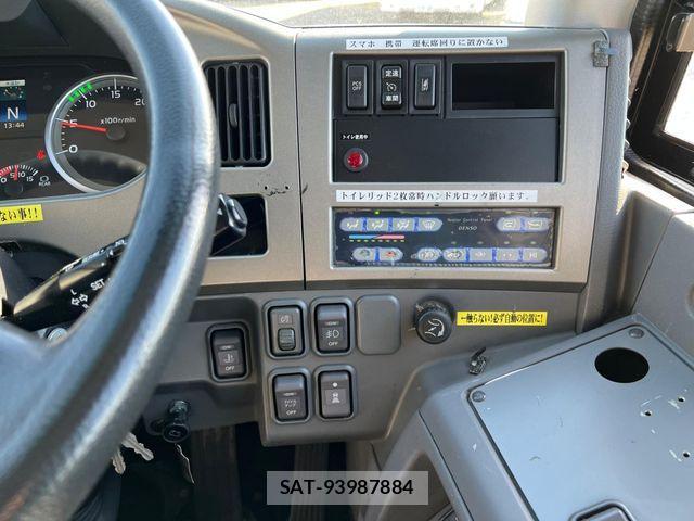 Hino Selega 2014-09 1474962-23
